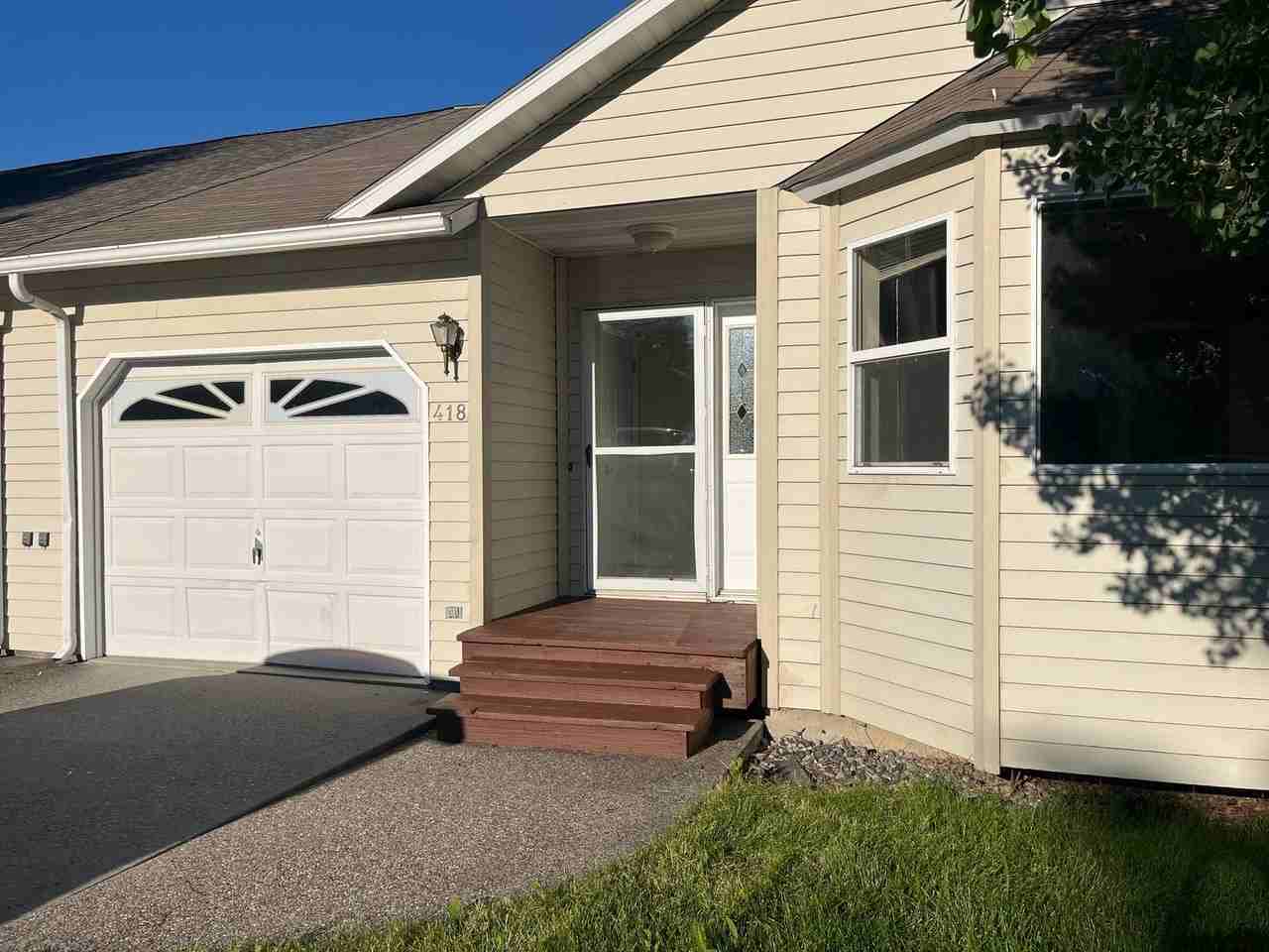 418 Greenway Ave - Photo 2 of 16