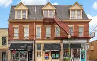 featured image of 425 Walnut St