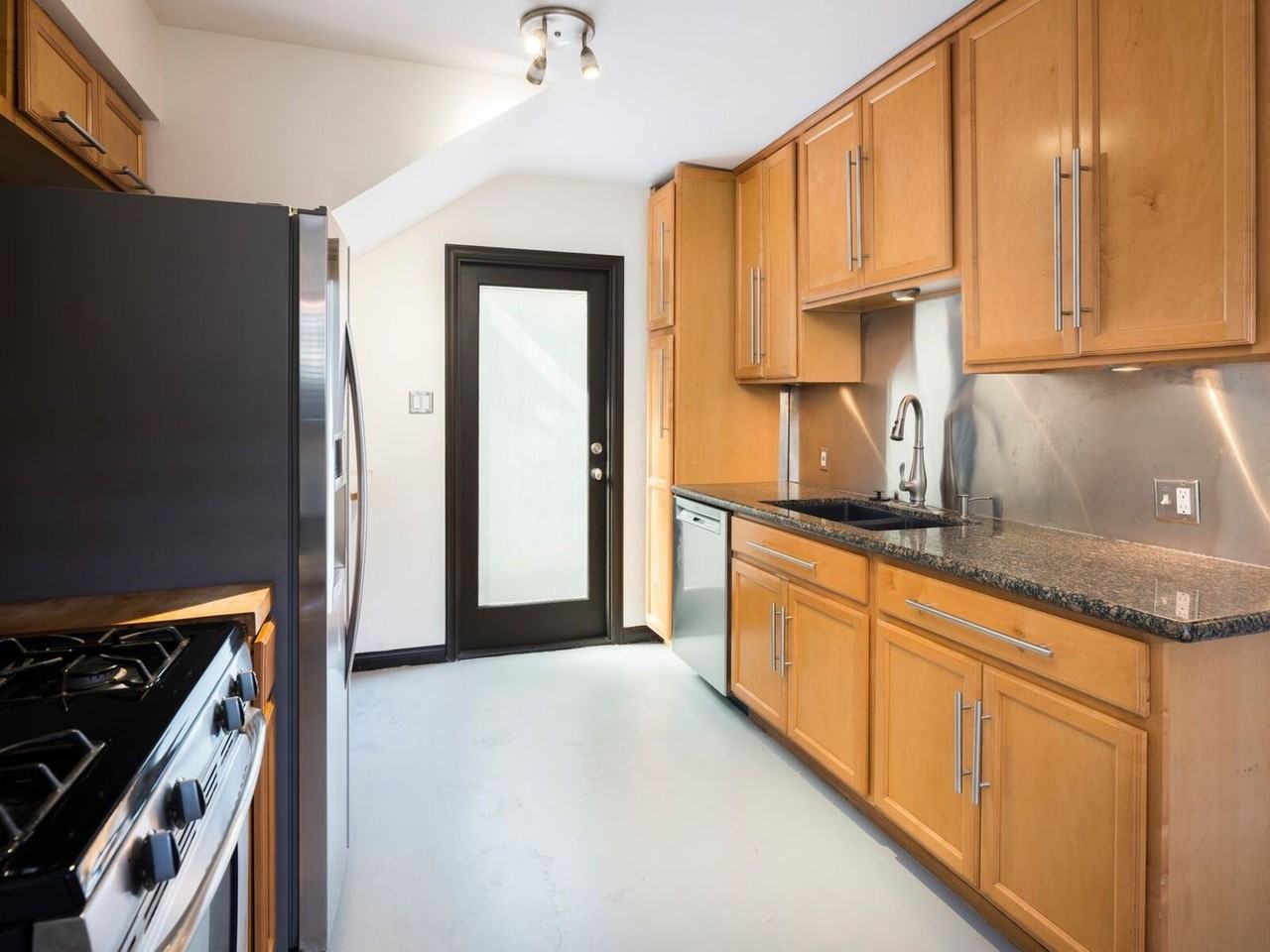 12231 Culver Blvd - Photo 7 of 15