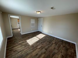 featured image of 210 N Logan St