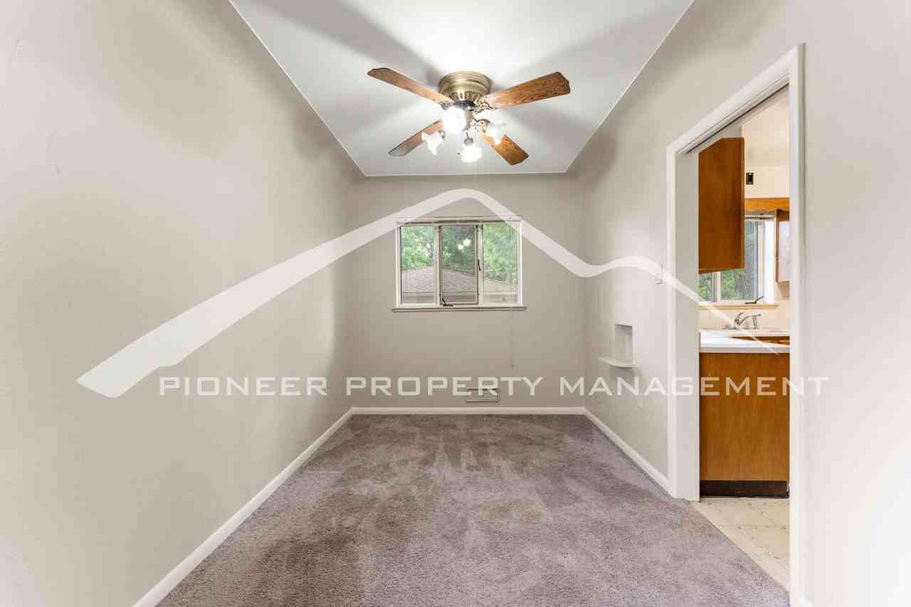 2685 S Josephine St - Photo 4 of 16