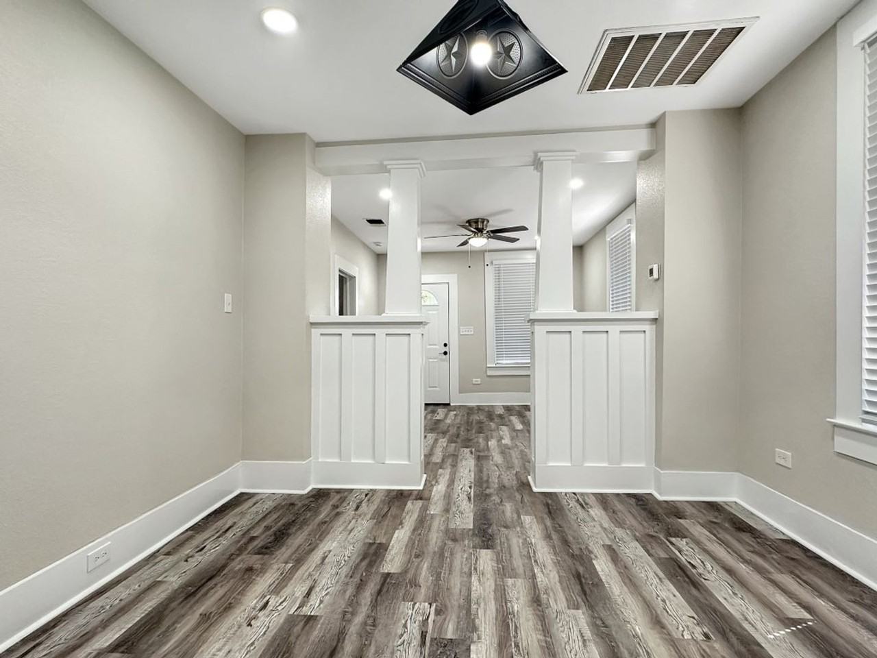 147 Saint Francis Ave - Photo 2 of 13