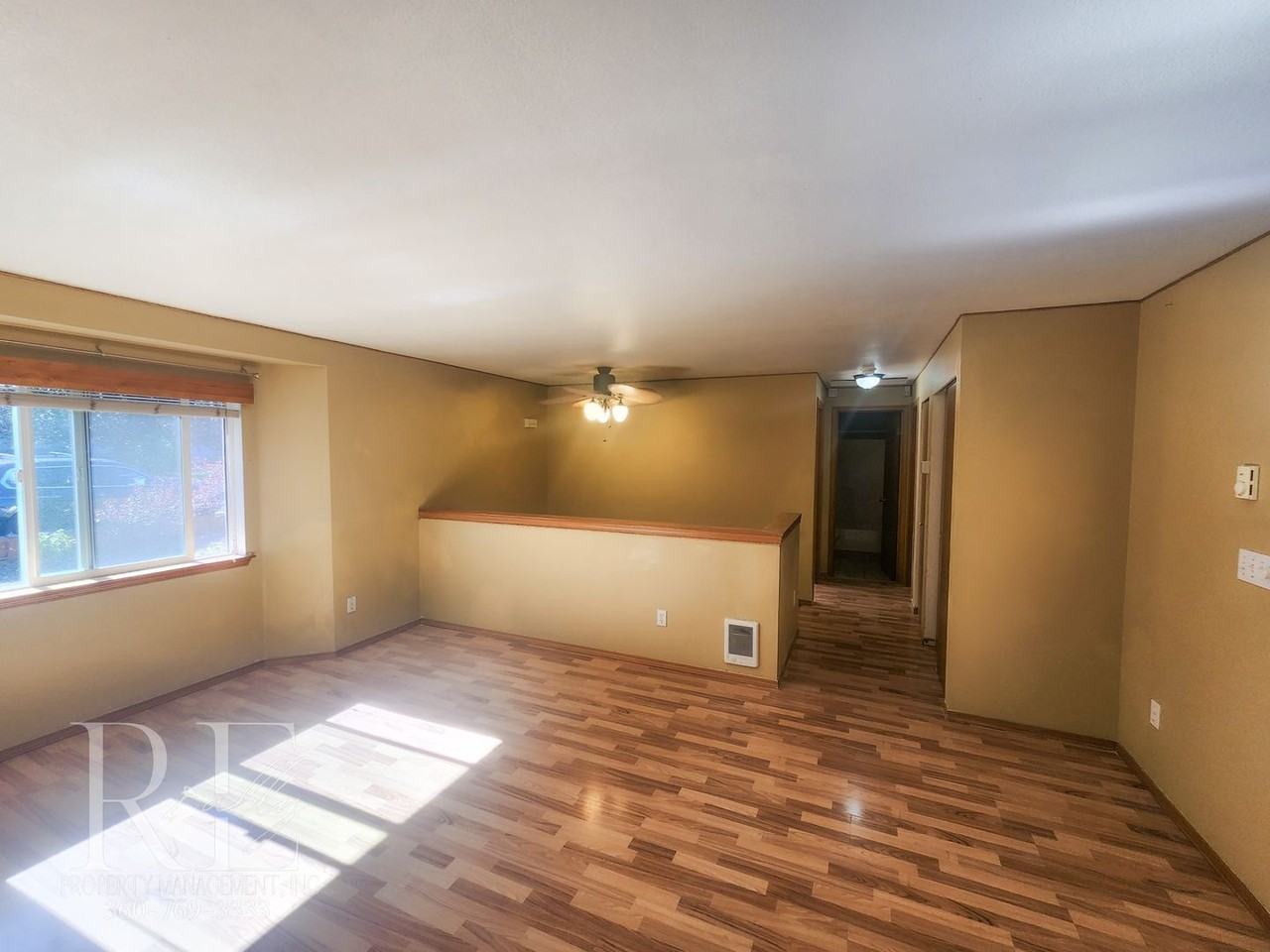 990 Northeast Larson Boulevard - Photo 2 of 34