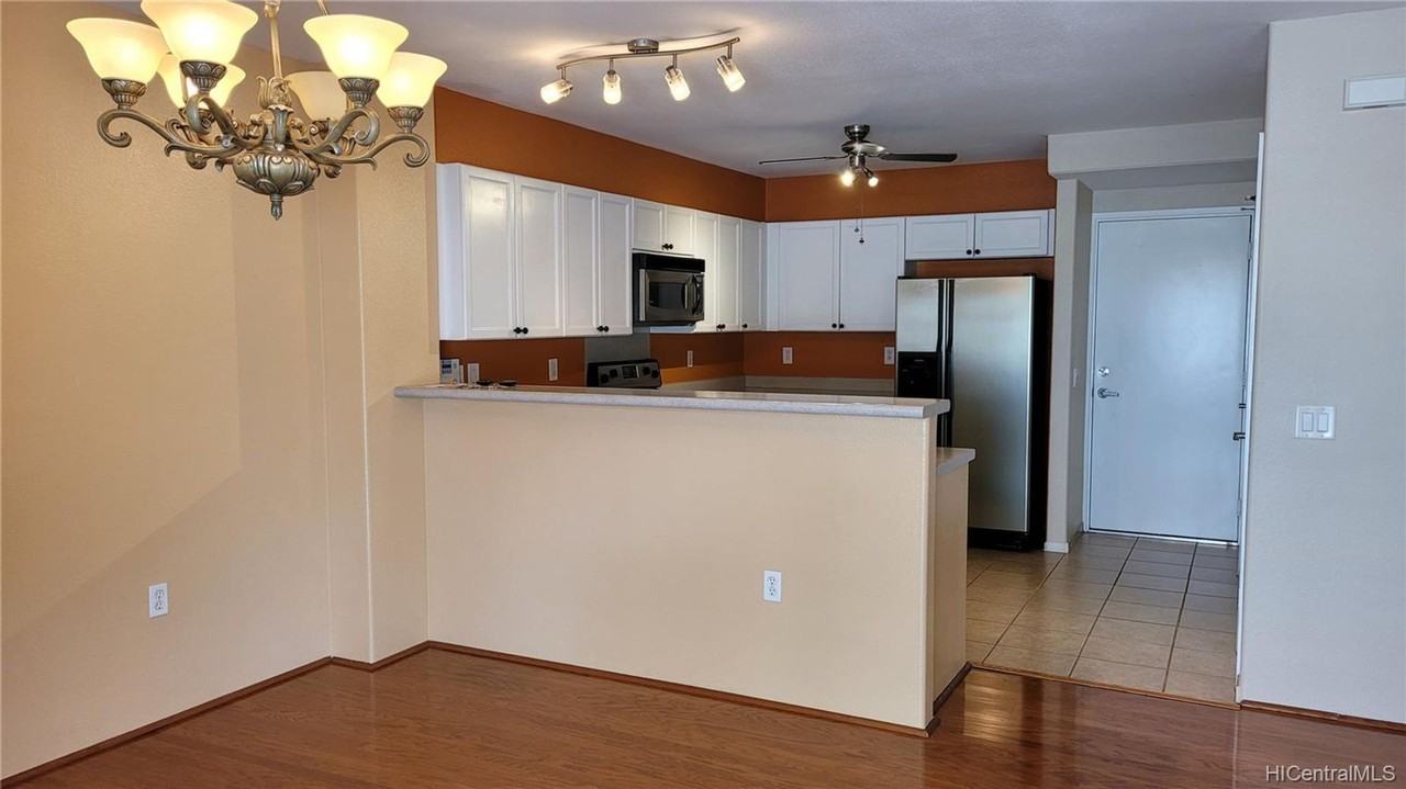 95-949 Ukuwai St #1401 - Photo 3 of 19