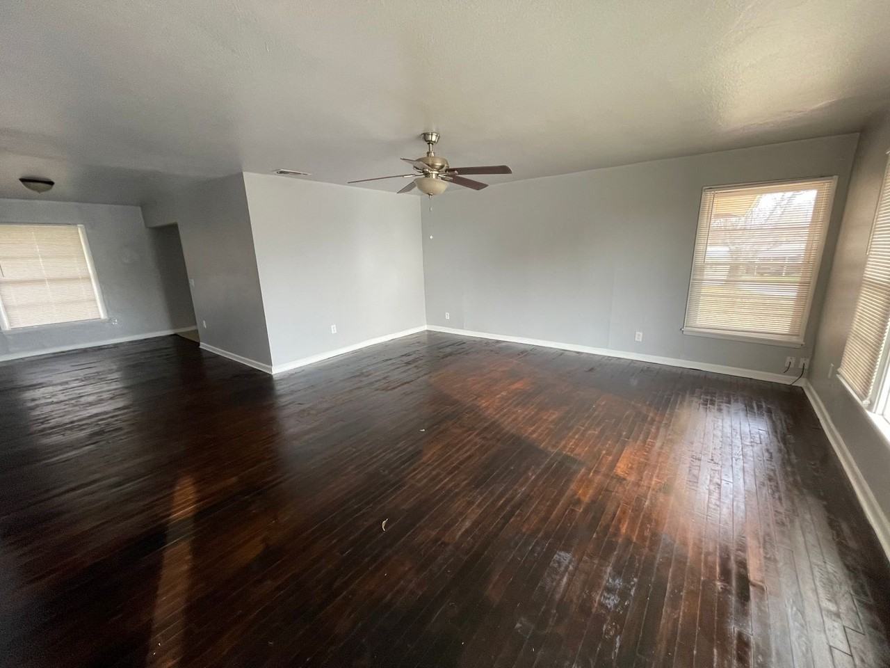 1629 Hillside Dr - Photo 3 of 17