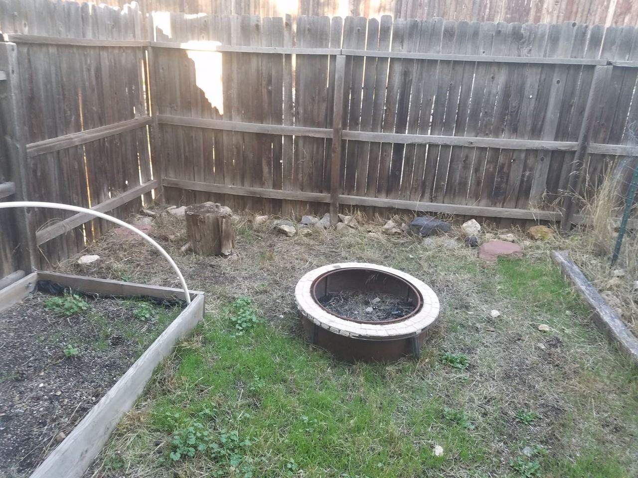 1240 S Lone Tree Rd #4 - Photo 3 of 19