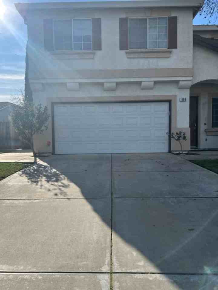 1180 Whispering Wind Dr - Photo 3 of 17