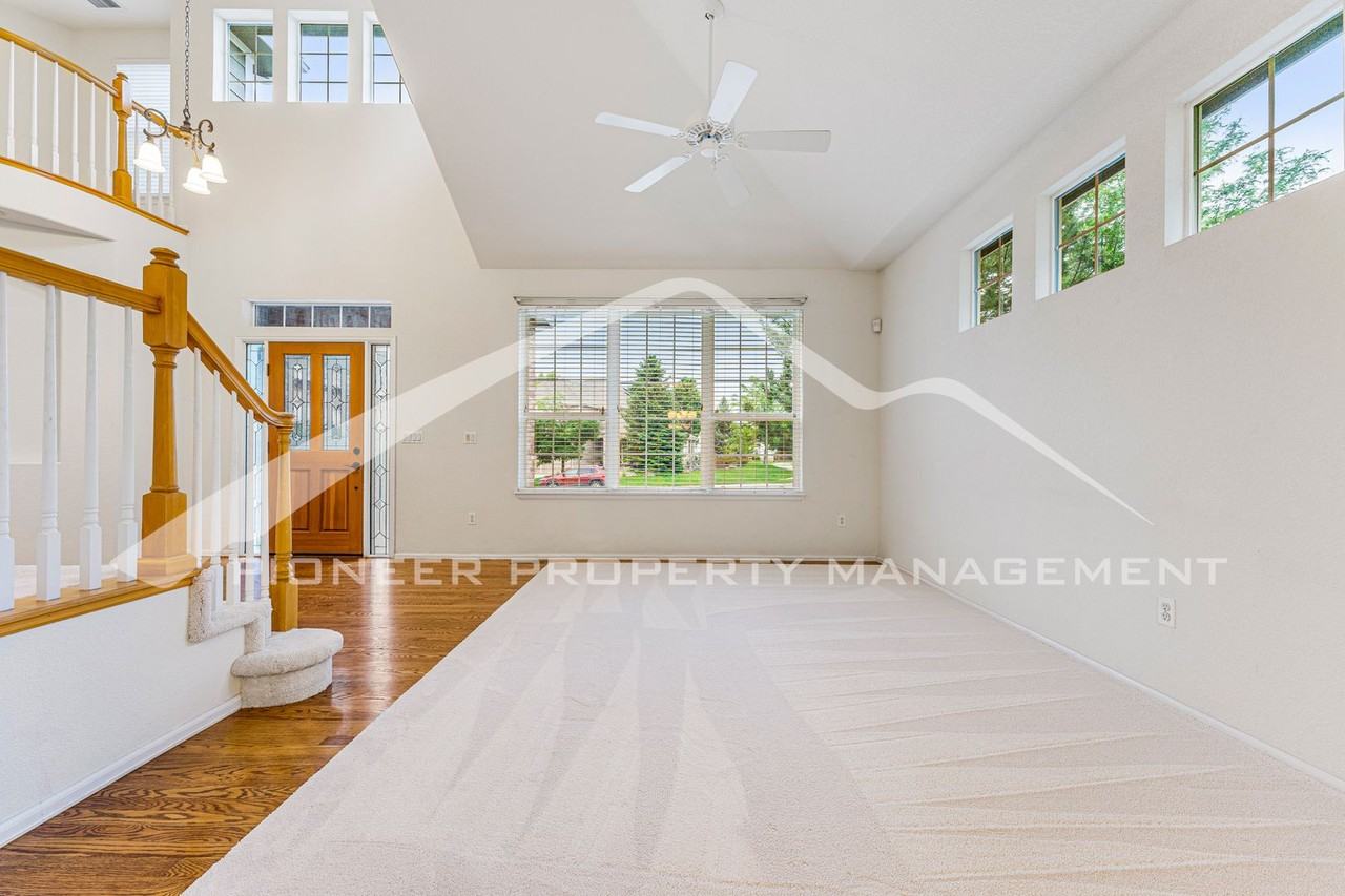 5447 Brookside Dr - Photo 3 of 24