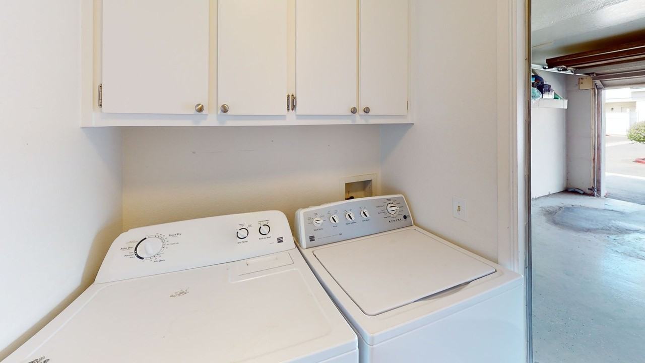 1633 Front St #18 - Photo 6 of 12