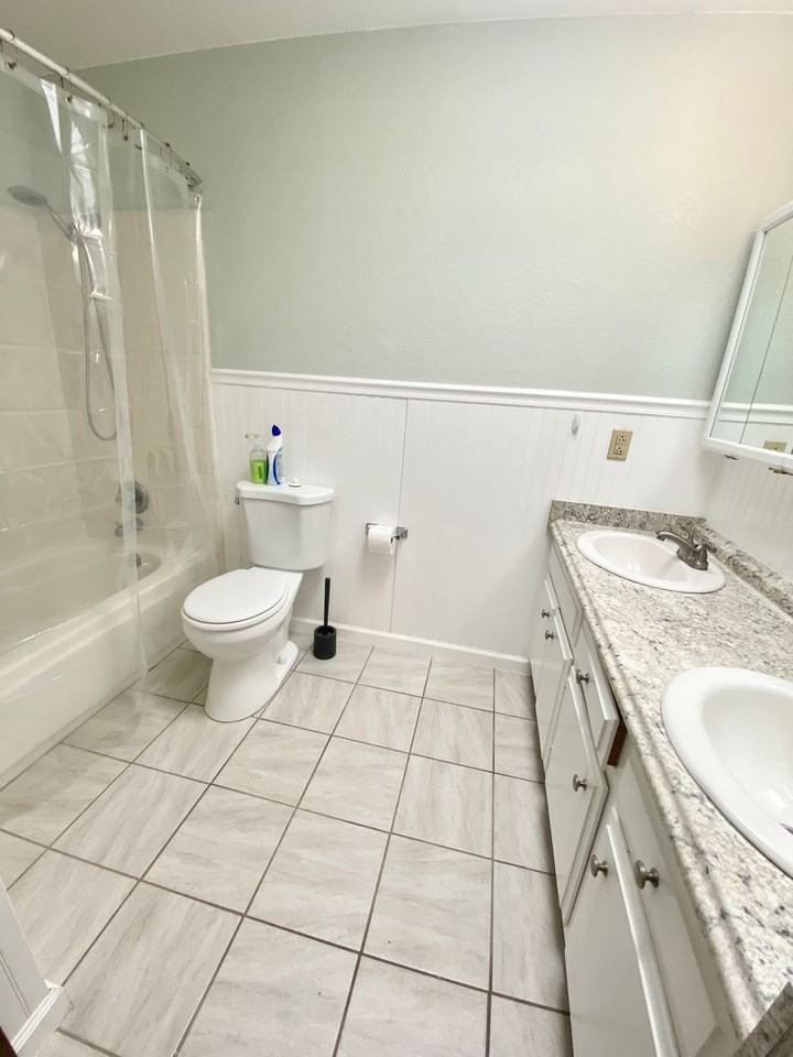 1529 Oak Ave - Photo 6 of 23