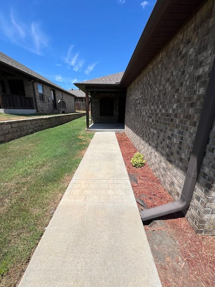 9005-9007 Sandra Way - Photo 3 of 19