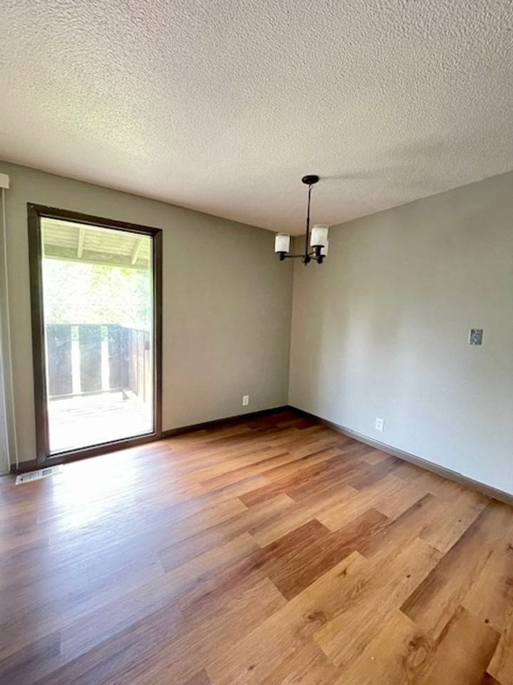 1012 Stewart Rd N #5 - Photo 2 of 13