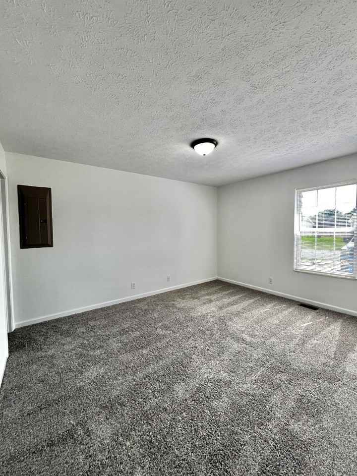 3412 Sandpiper Dr - Photo 3 of 16