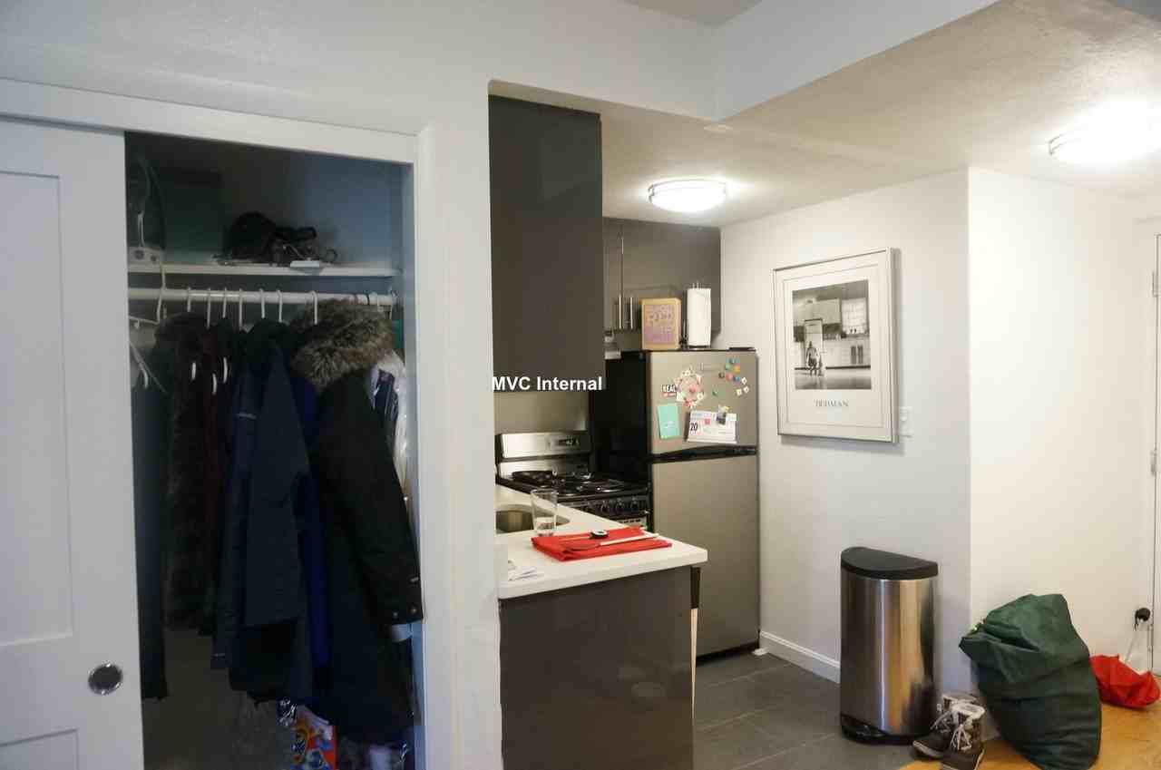 14 Marion St - Photo 7 of 11