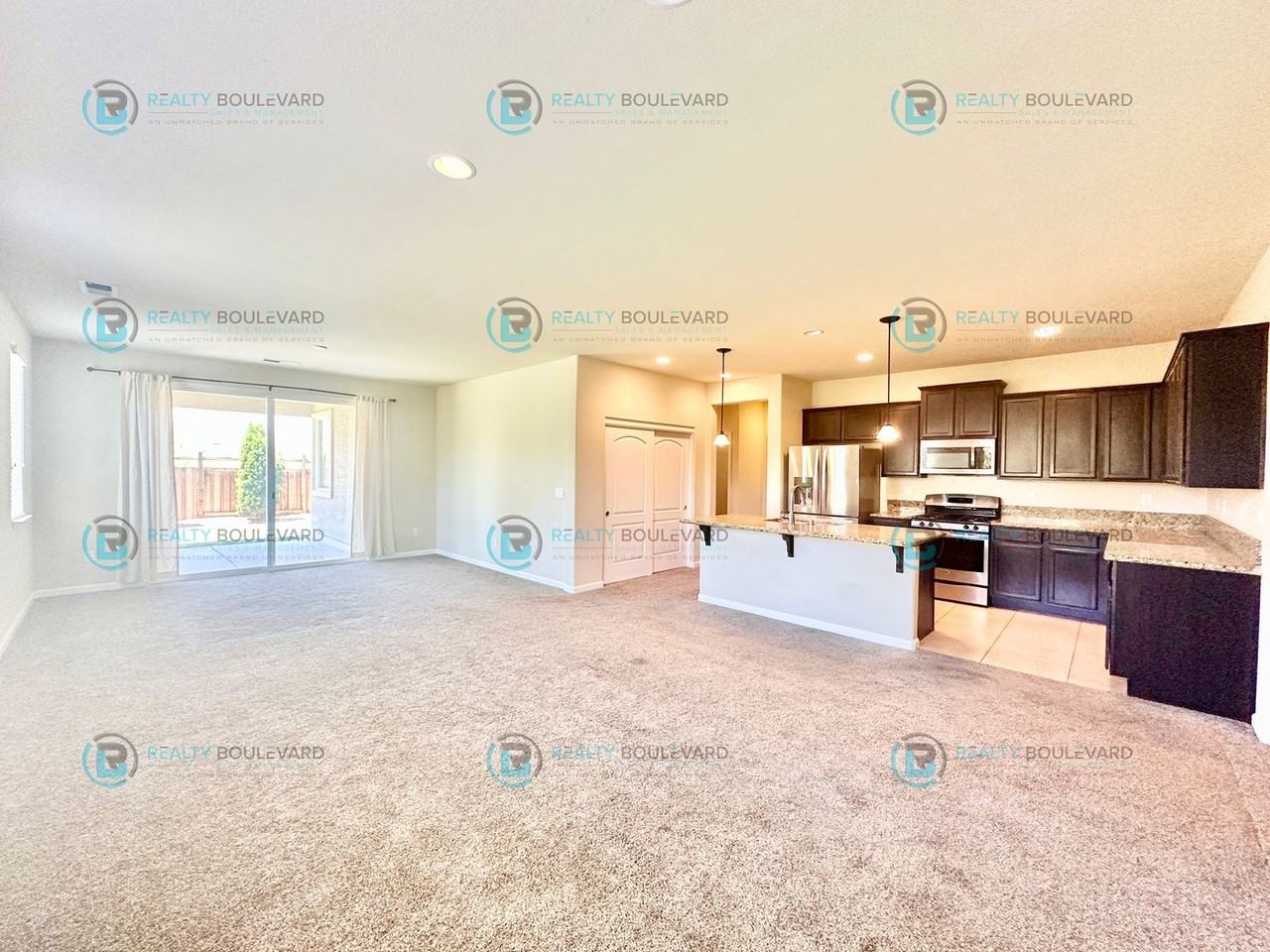 6809 Apus Dr - Photo 4 of 50
