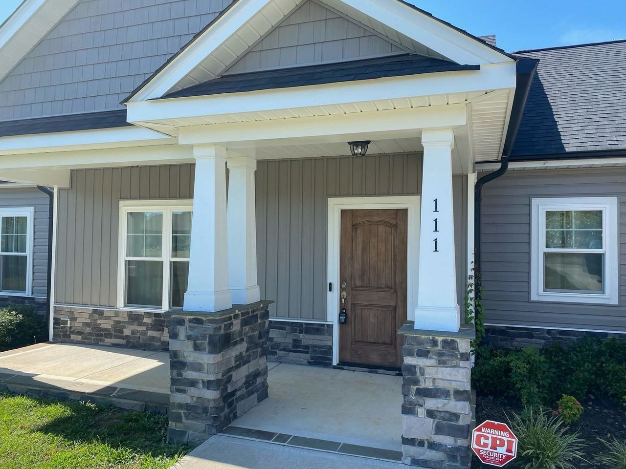 111 Torhunta Dr - Photo 2 of 15