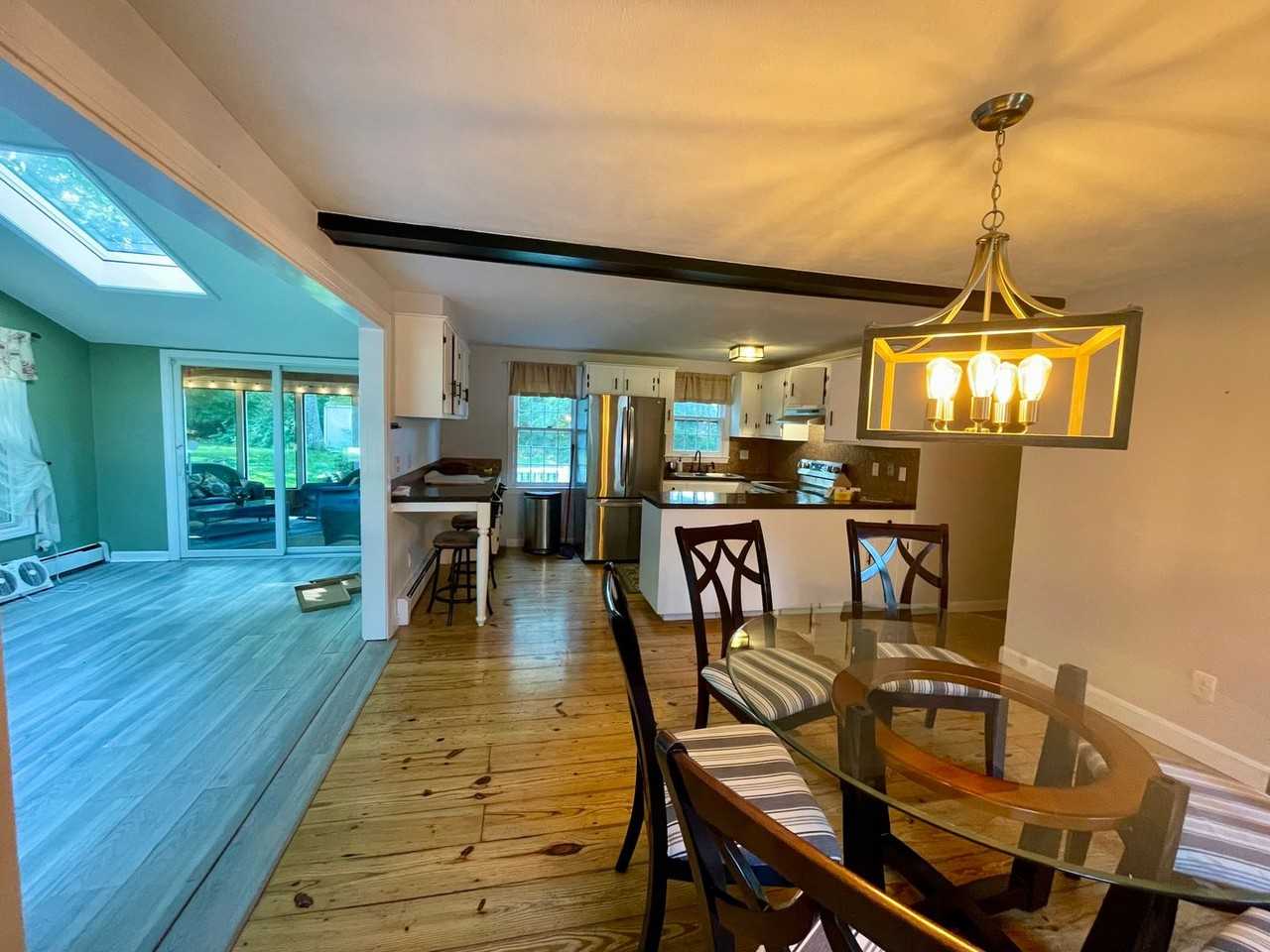 9 Holly St - Photo 3 of 21