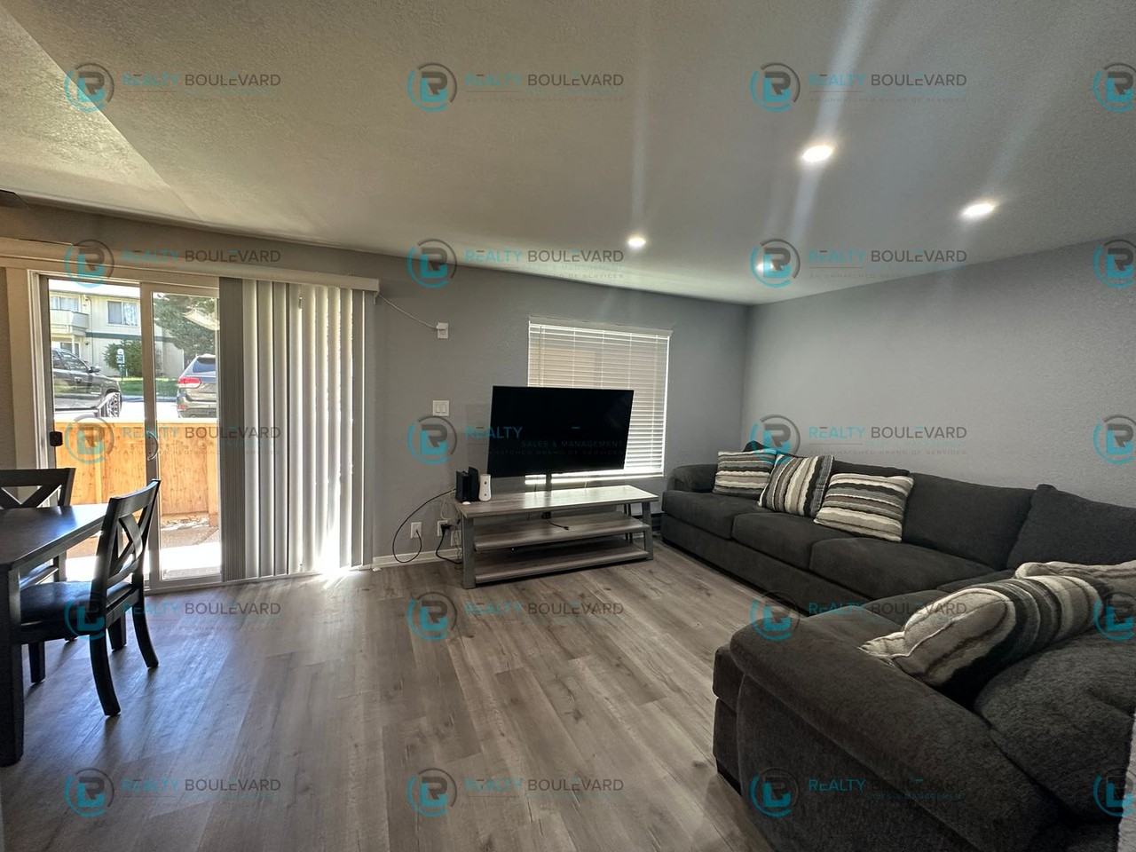 3901 Clear Acre Ln #5 - Photo 3 of 19