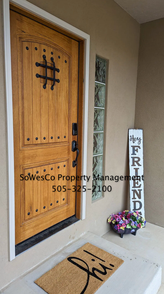 5311 Hood Mesa Trl - Photo 2 of 17