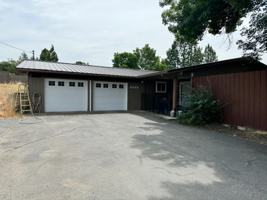 featured image of 3968 Springbrook Rd