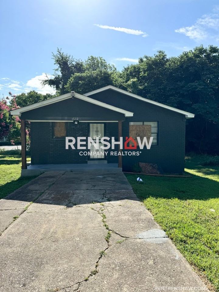 1532 Silver St - Photo 2 of 19