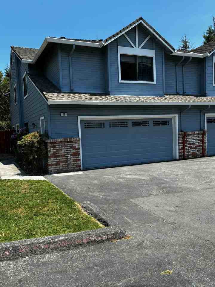 16 Winding Way - Photo 3 of 27