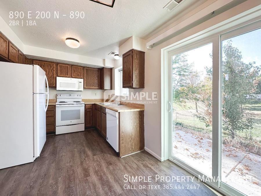 890 E 200 N #890 - Photo 2 of 18