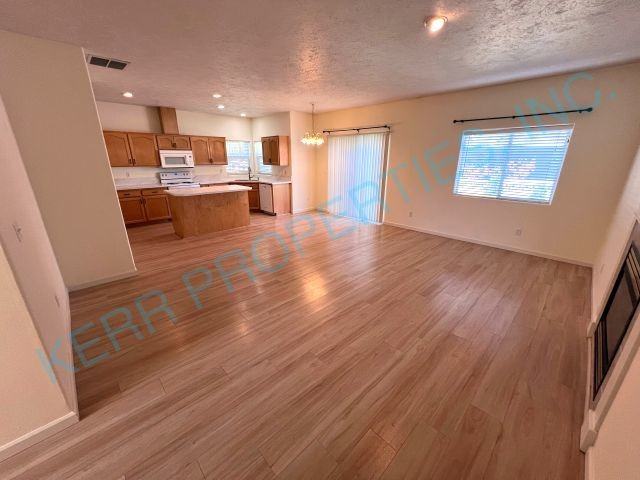 21125 Pebble Ln - Photo 2 of 21
