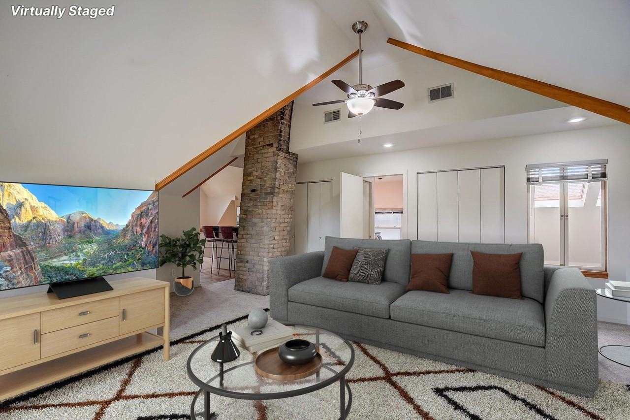 1639 N Astor St #NA - Photo 2 of 50