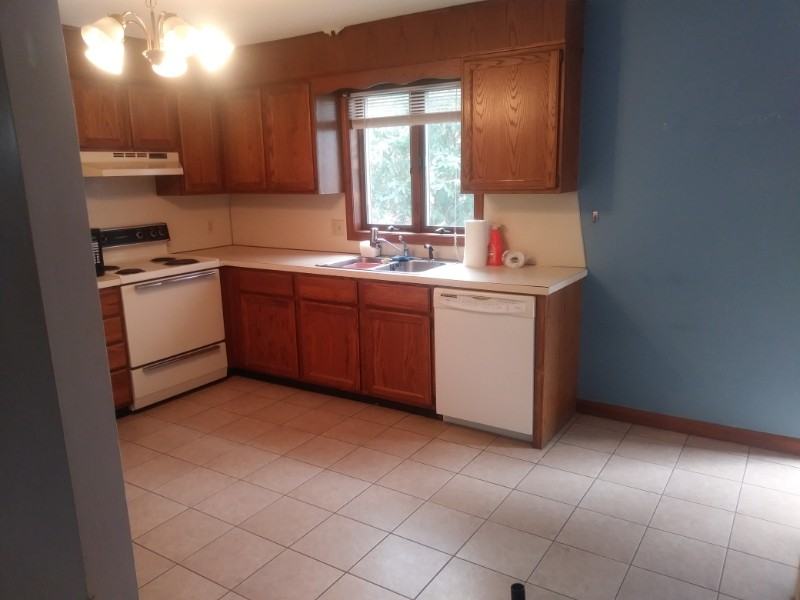 119 Prospect St - Photo 2 of 8