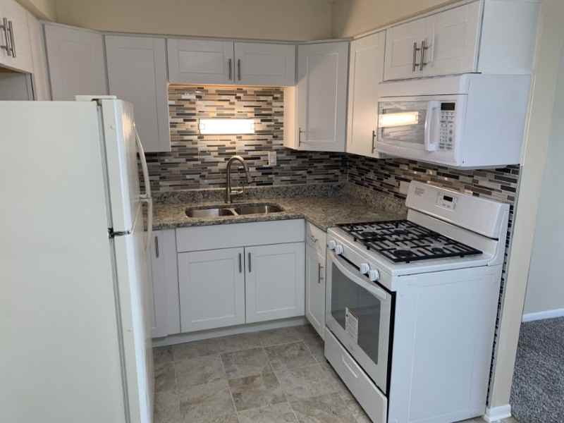 10408 Menard Ave #6 - Photo 2 of 11