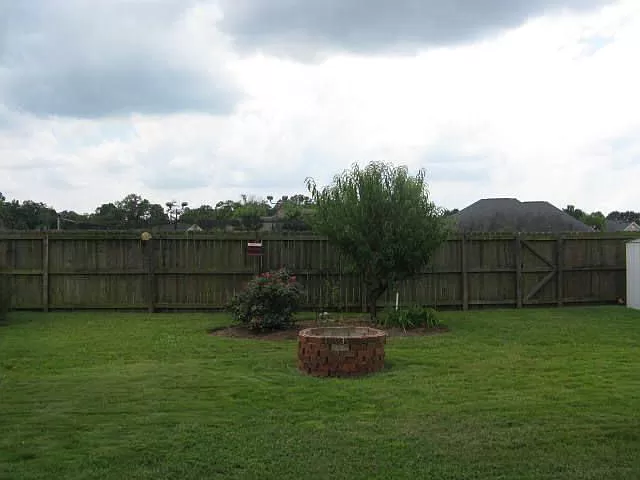 700 Post Oak Way - Photo 3 of 20