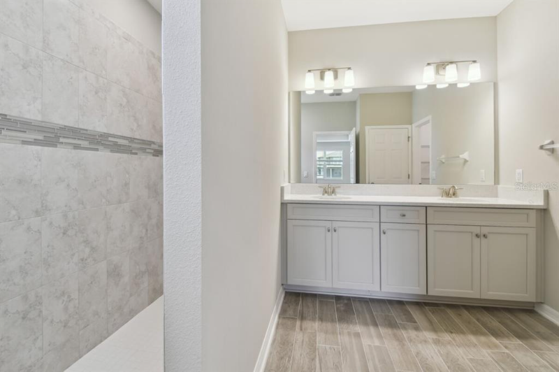 38124 Shale Stone Ct - Photo 4 of 10