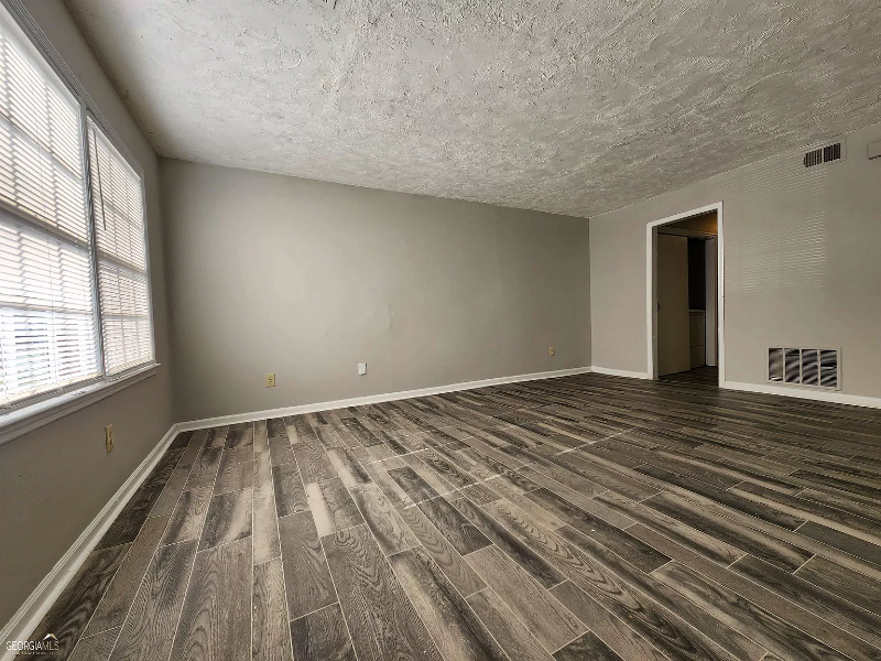 1654 Pinedale Cir Nw #1654 - Photo 3 of 14