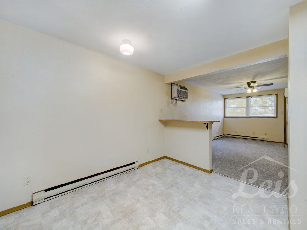 524 Front Street - Photo 3 of 17