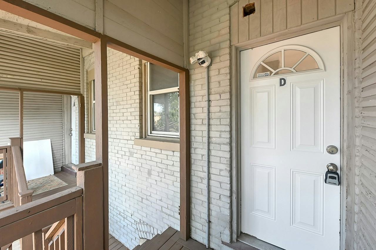 345 Chittenden Avenue, Unit D - Photo 5 of 23