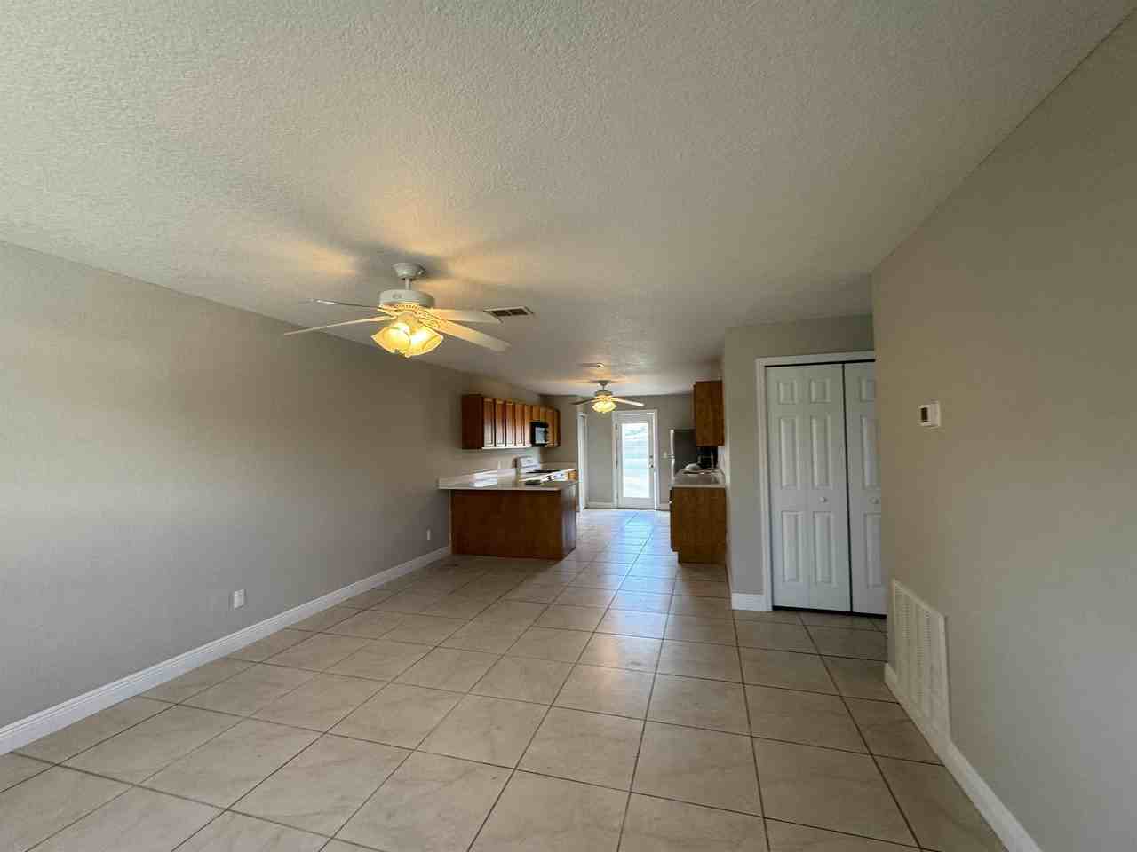 Rebecca Drive Northeast 147 - Photo 3 of 9