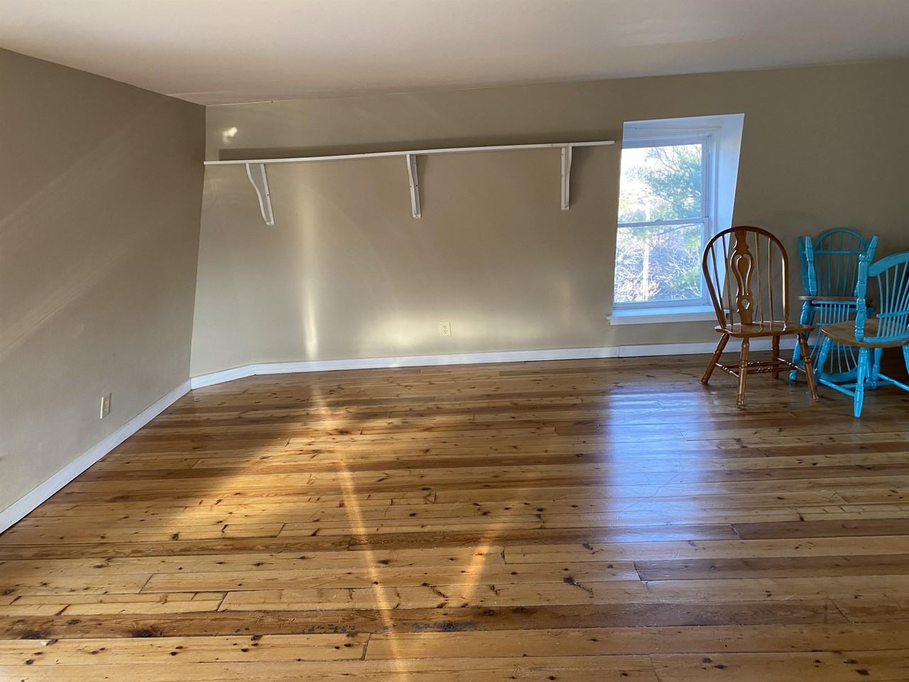 20 Pete's Greens Rd - Photo 3 of 14