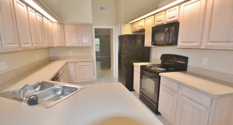 419 Twisting Pine Cir - Photo 3 of 12