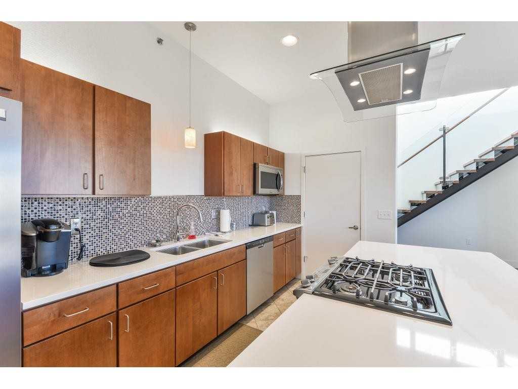 Block One Apartments - Photo 2 of 20