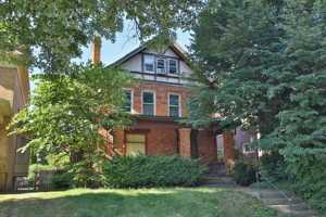 featured image of 49 E Oakland Ave