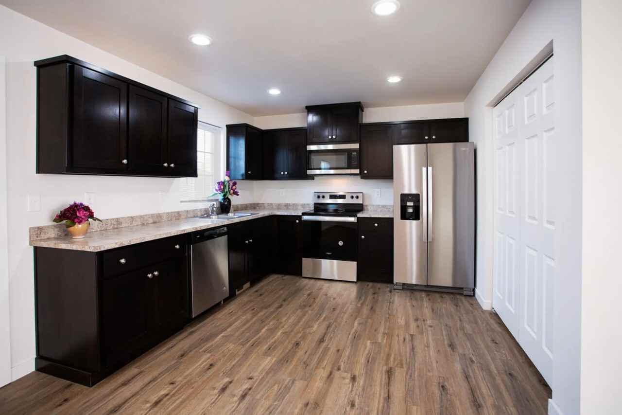 709 Della Ave Unit B - Photo 3 of 13