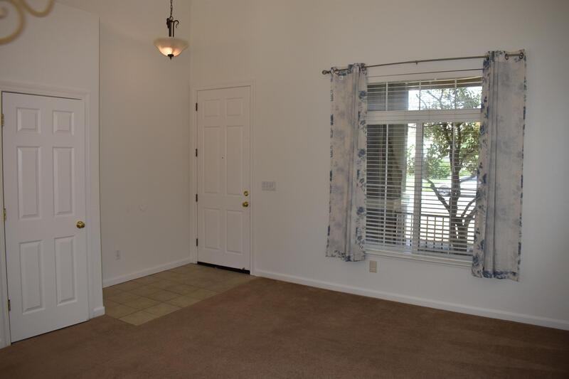 4670 Tolman Way - Photo 5 of 34