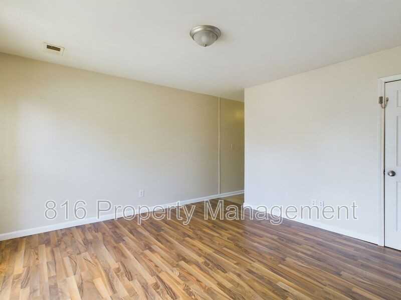 19030 E Swope Trl #19032 - Photo 2 of 14