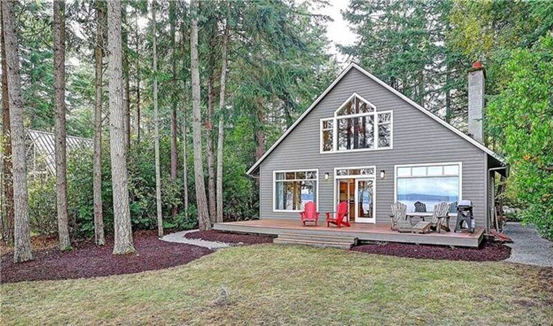 1685 Se Camano Dr - Photo 2 of 22