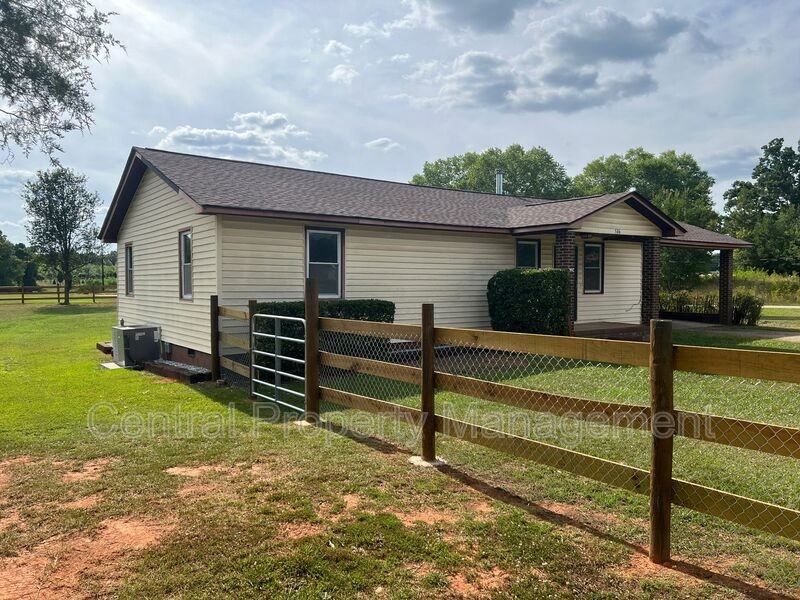 506 Duncan Reidville Rd - Photo 4 of 32