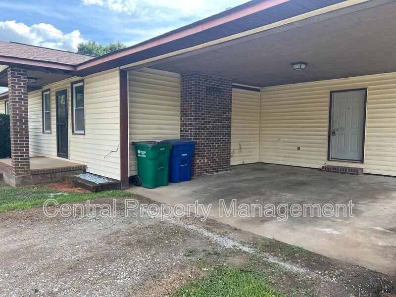 506 Duncan Reidville Rd - Photo 5 of 32