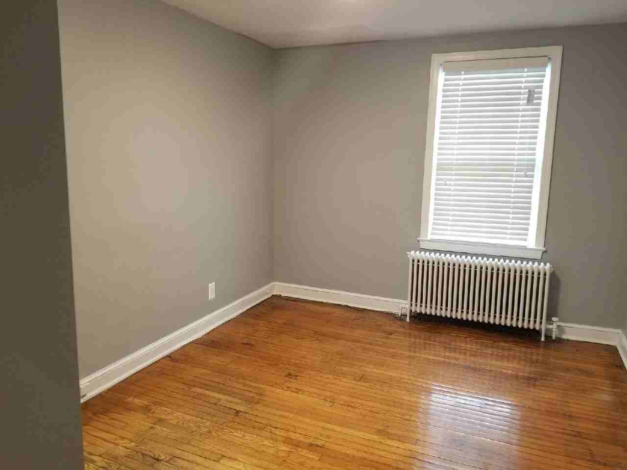 3744 1St St Se - Photo 6 of 6