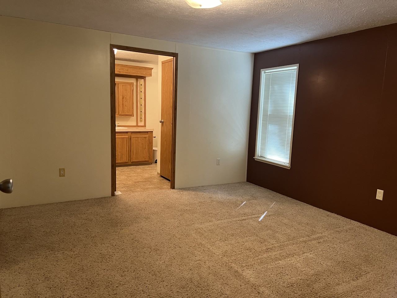 10475 Miller Creek Rd - Photo 3 of 20