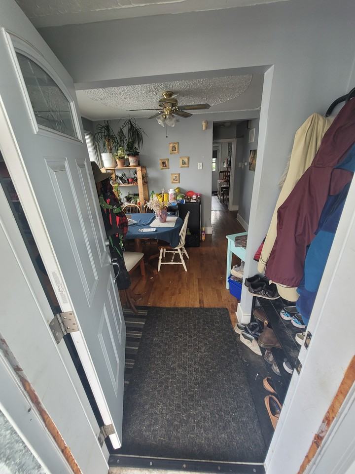 262 Ste-Anne Avenue #A - Photo 3 of 19